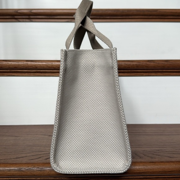 Lululemon Mini Boxy Tote 4.5L ivory tan EUC - Picture 5 of 8